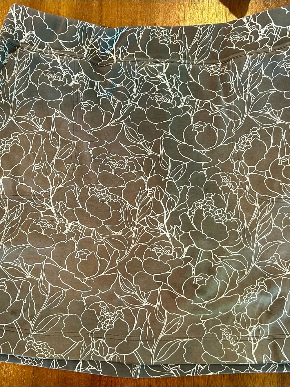 Duluth Trading Co Charcoal and White Floral Active Legging Waistband